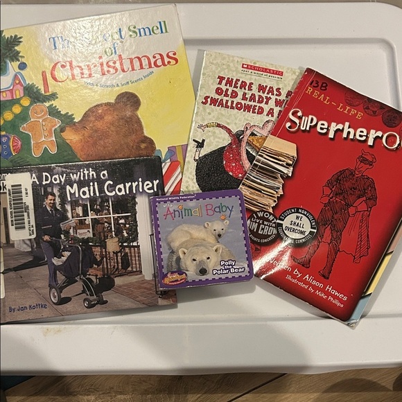 Golden Books Other - Children's Book Bundle